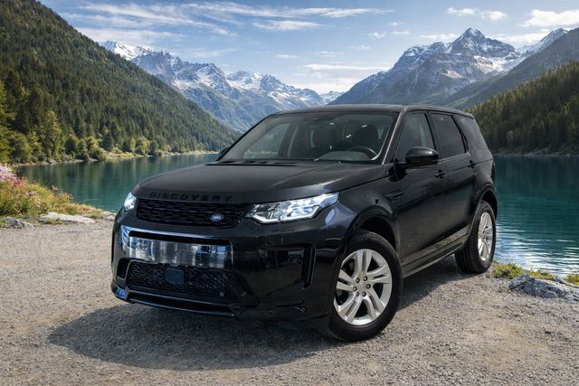 Land Rover Discovery Sport P300e R-Dynamic S