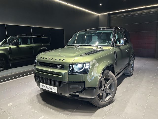 Land Rover Defender X-DYNAMIC SE
