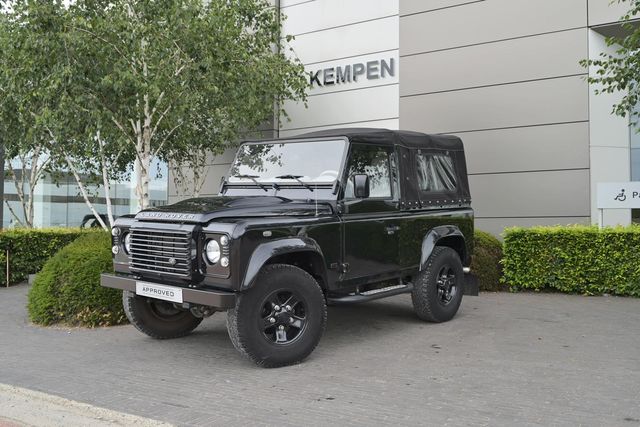 Land Rover Defender 90 Softtop// Overld Black Edition