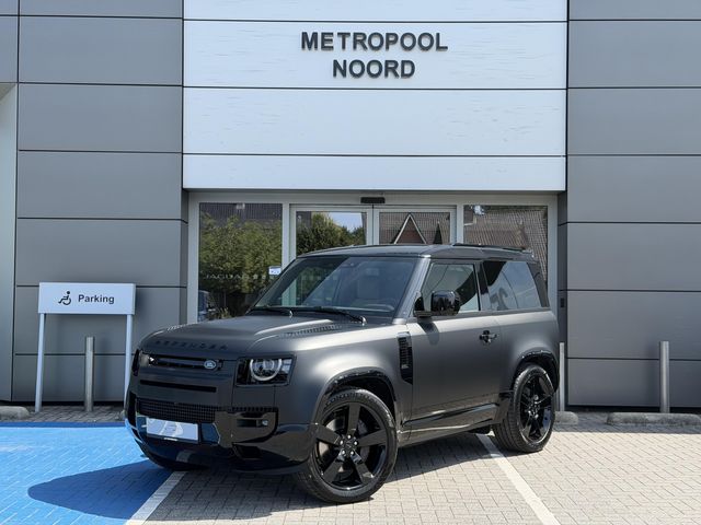 Land Rover Defender // P425 V8 X-DYNAMIC HSE