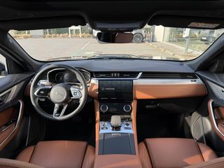 Jaguar F-Pace P250 R-Dynamic S AWD Foto