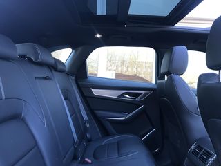 Jaguar F-Pace Plug-in-Hybrid P400e AWD R-Dynamic SE HEAD-UP Dis Foto