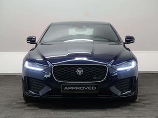 Jaguar XE D200 R-Dynamic S Auto RWD Foto
