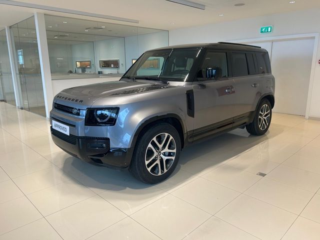Land Rover Defender 110 P400e X-Dynamic SE
